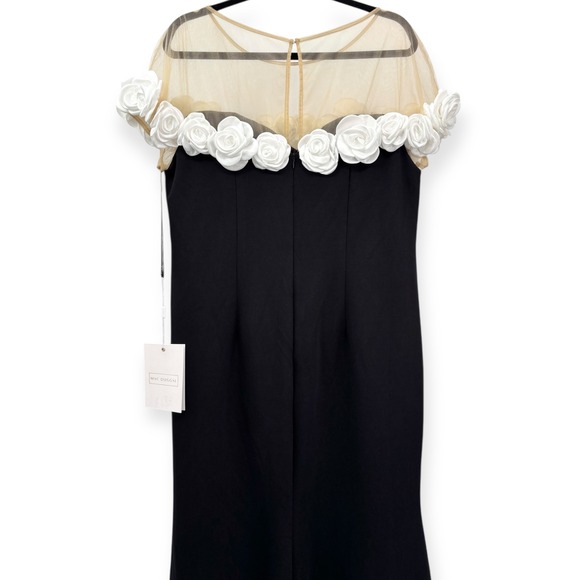 Mac Duggal NEW Black‎ & White Stretch Crepe Mermaid Gown With 3D Flowers Size 16 - Picture 9 of 12